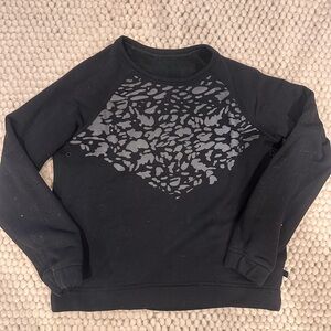 Lululemon Snapshot Leopard Reflective Silver Yoga Crew